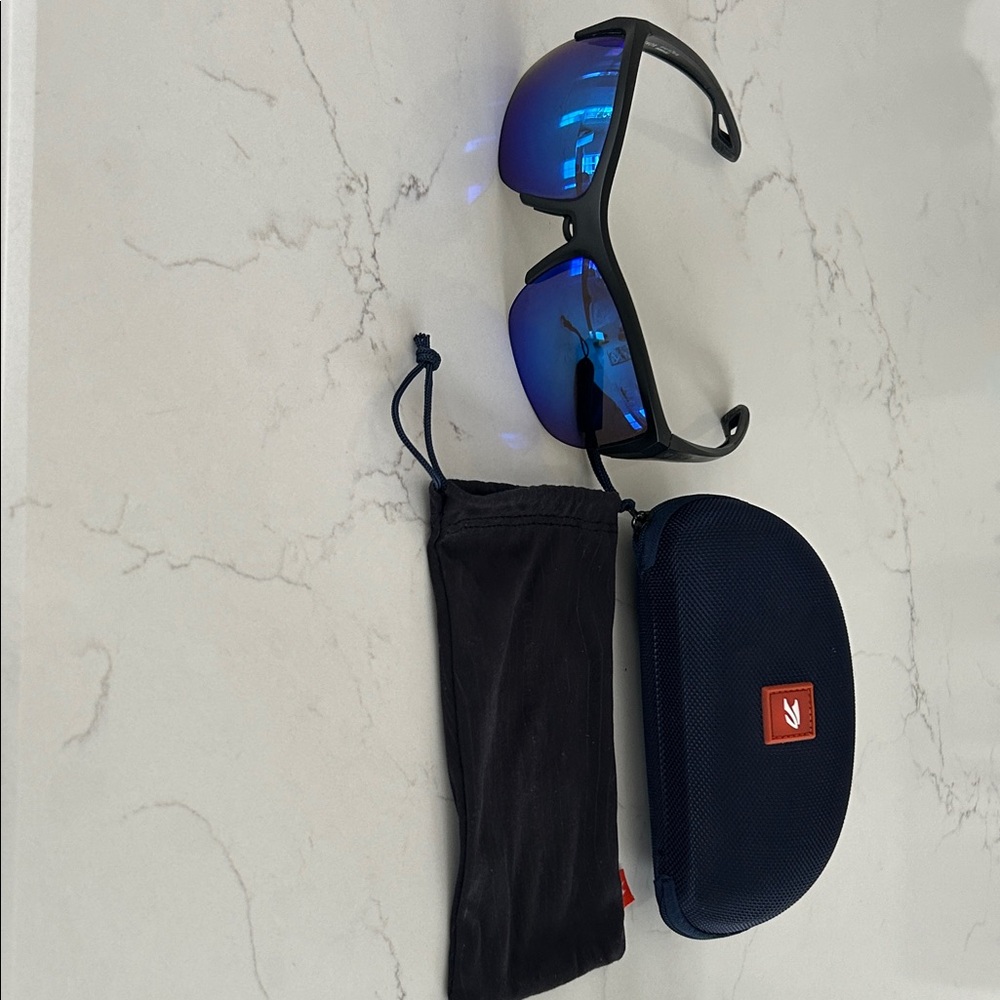 Like New Kaenon Arcata black frame sunglasses polarized blue mirror Oakley smith